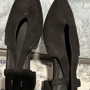 Eileen Fisher Black Suede Heels